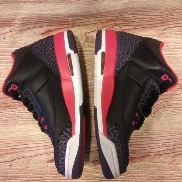 **SOLD SOLD**Nike Jordan 3 Crimson Canyon Purple - Picture 3 of 8